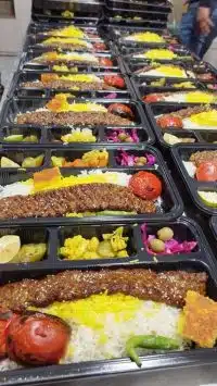 Compress_20250922_191810_0245 چلو لقمه غذای نمایشگاه
