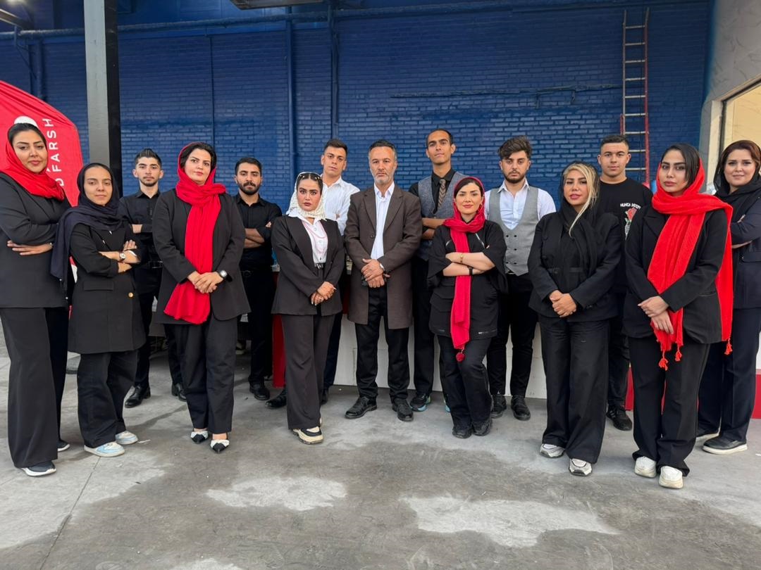 نیروی نمایشگاهی|مهماندار